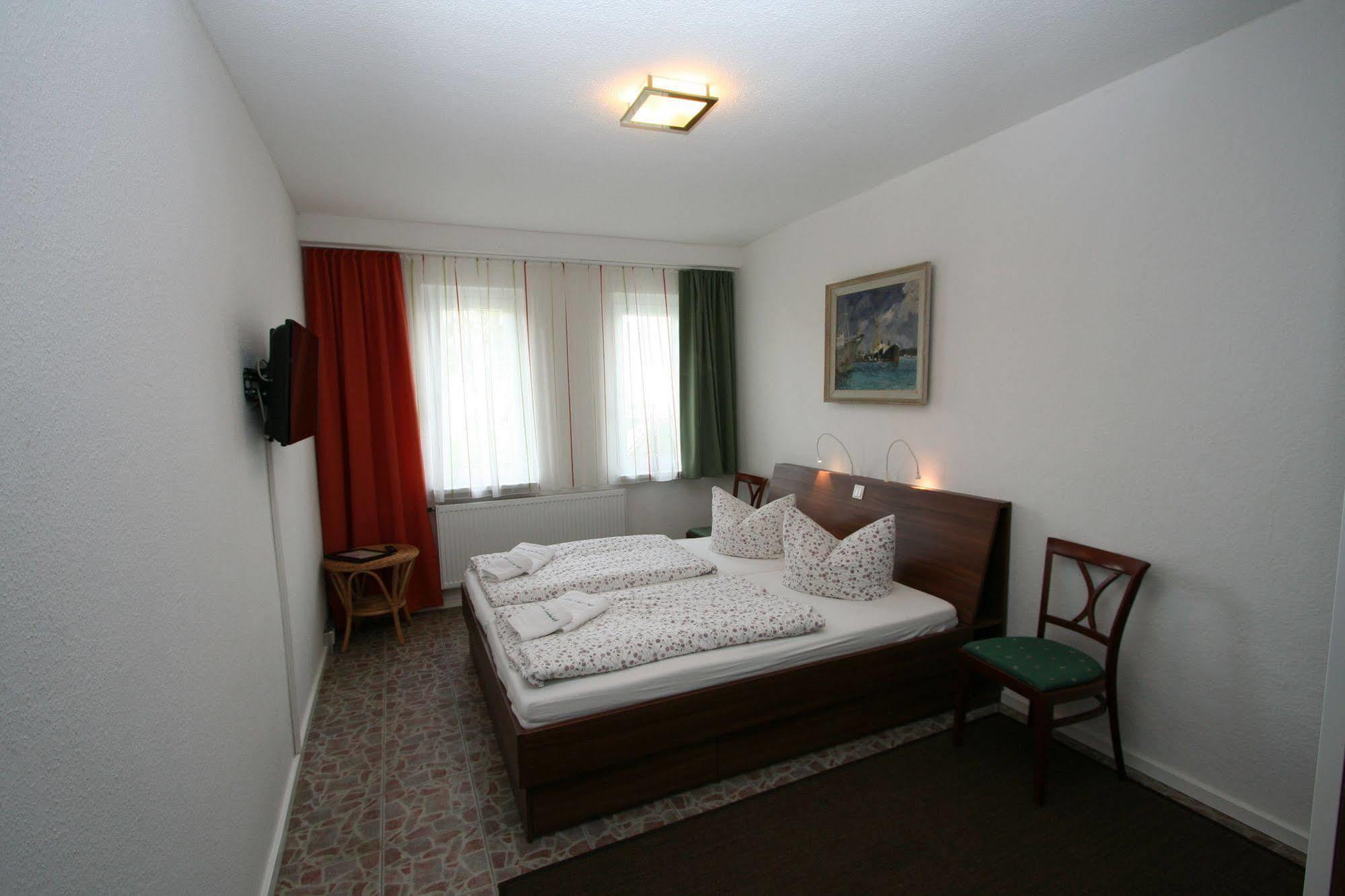 Pension Gestuet Lindenhof Templin Extérieur photo