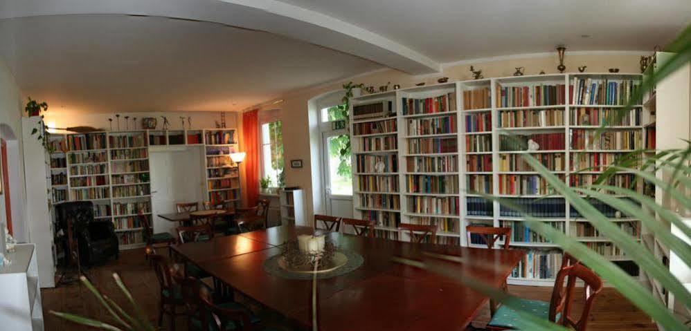 Pension Gestuet Lindenhof Templin Extérieur photo